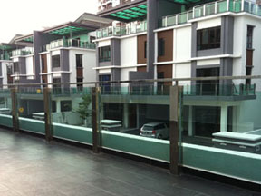 glaziers in kualalumpur Trex Glass Renovation Sdn Bhd