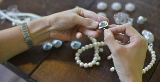 beading courses in kualalumpur Elegant Jewellery Studio