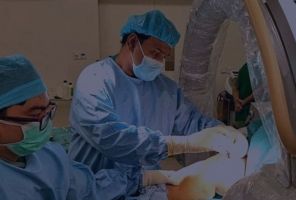 specialised physicians orthopaedic surgery traumatology kualalumpur Dr John Decruz Ortho Specialist