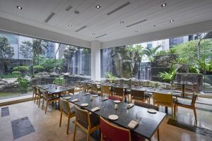 hotels with brunch in kualalumpur Serena Brasserie